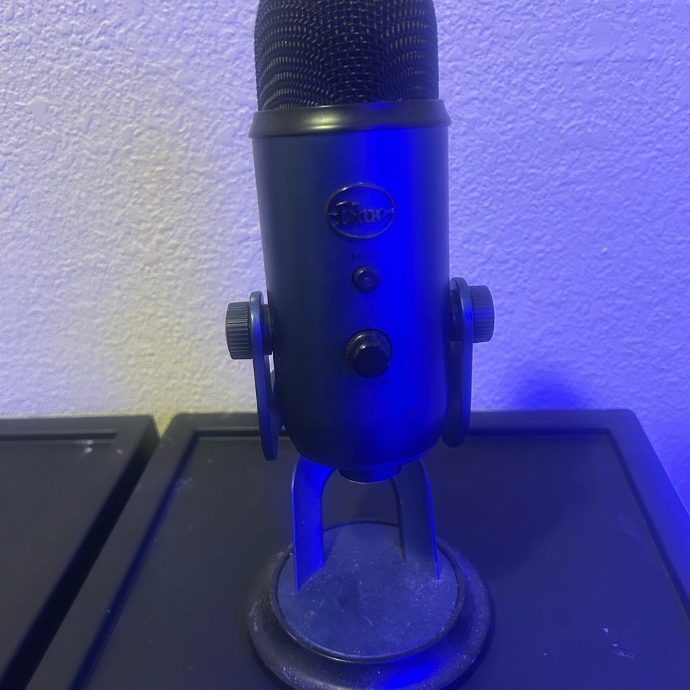 Yeti BLUE USB Microphone
